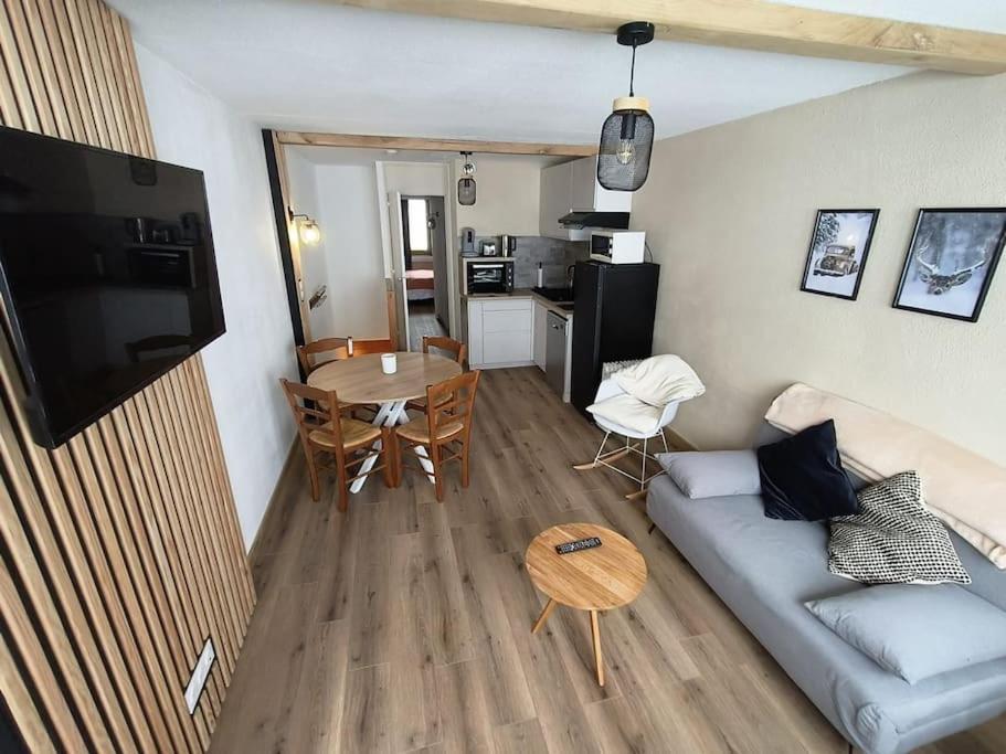 Appartement T2 Cosy Au Pied Des Pistes à Bagnères-de-Bigorre Extérieur photo